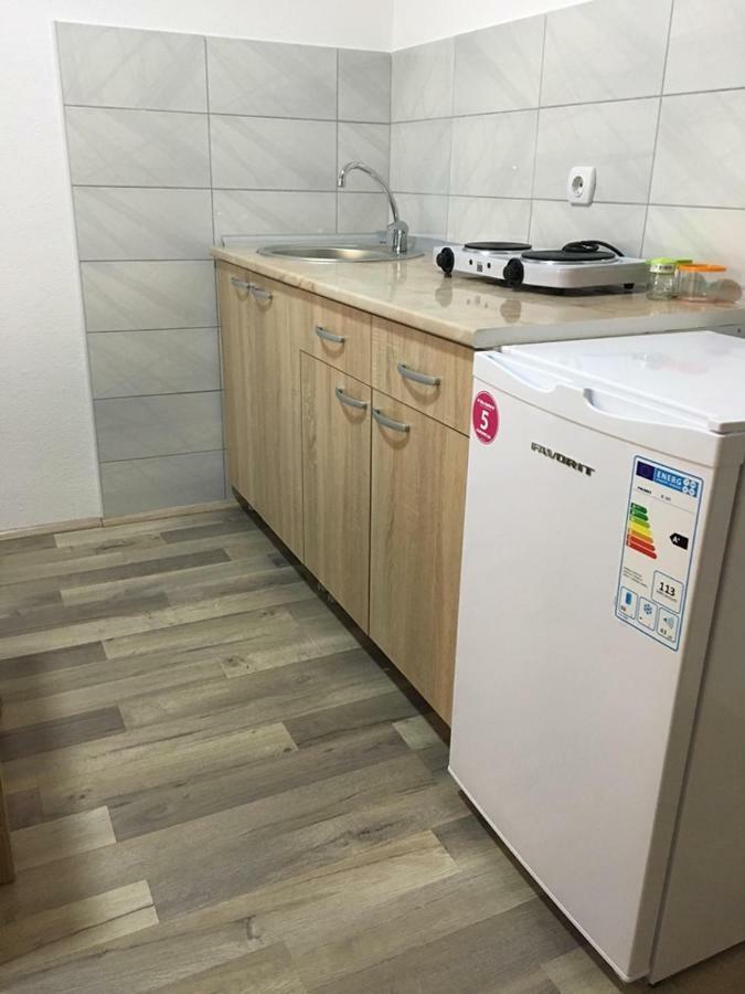 גבגלייה Stella Apartments מראה חיצוני תמונה